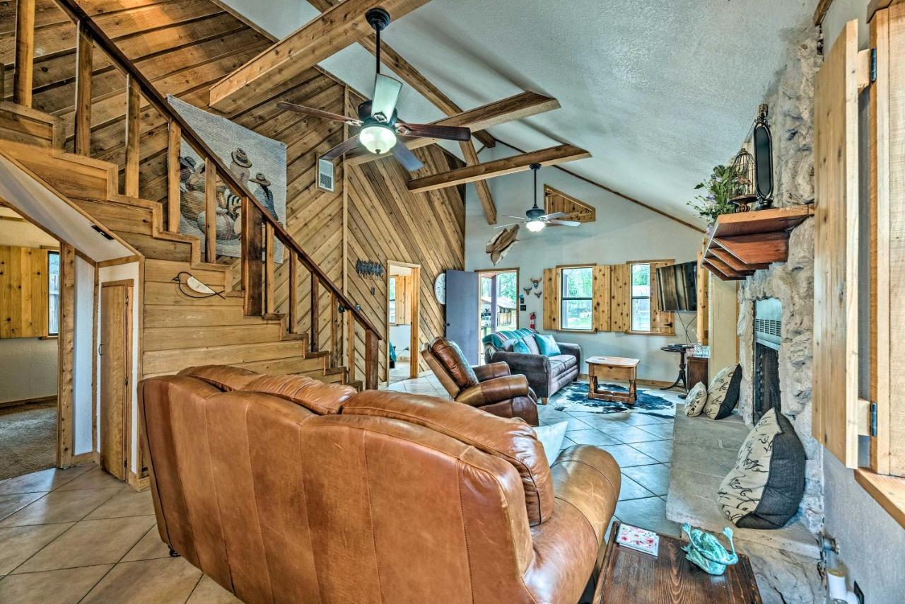 Ruidoso Cabin With Deck And Grill - Walk To Town! Exterior photo